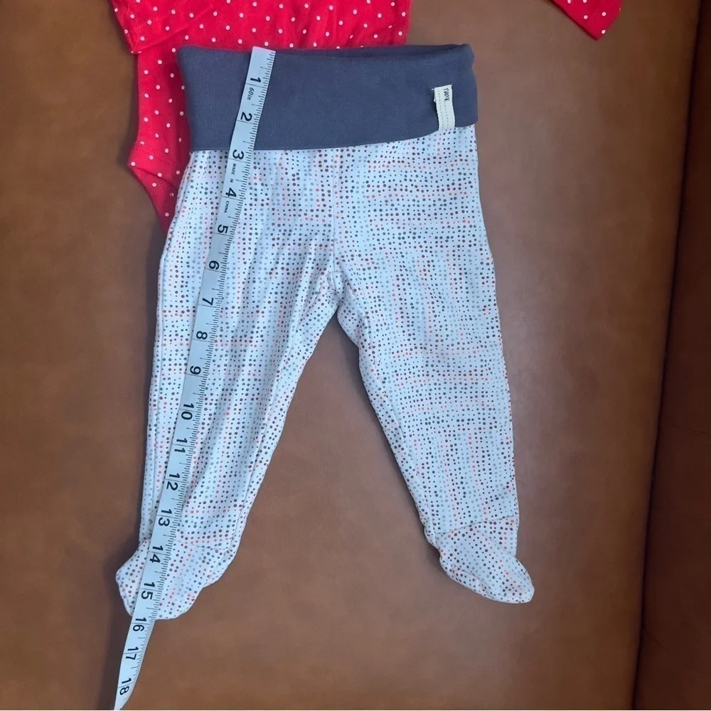 Kuniboo Carter’s Baby Infant Sz 6m 2 piece set Bodysuit and Pants Polka Dot NWOT